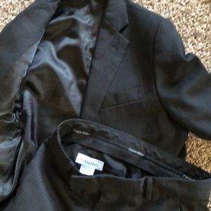 Calvin Klein boys suit Size 8